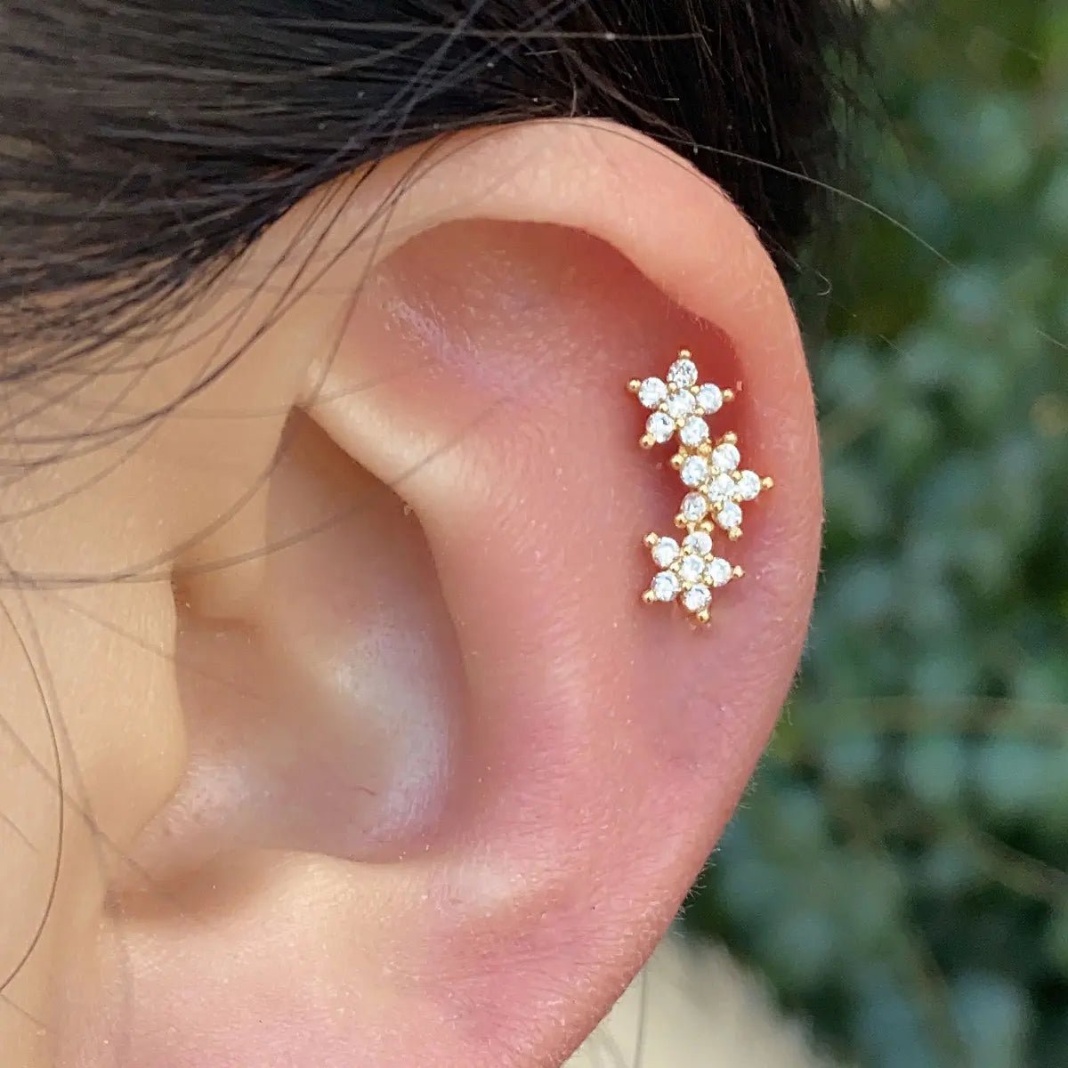Adorable petite boucle d'oreille