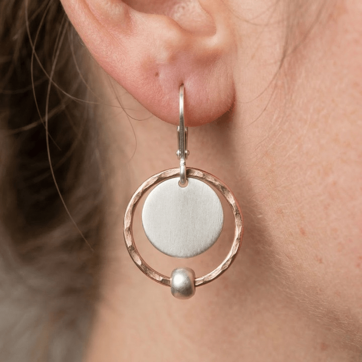 Boucles d'oreilles Chics Perles Or et Argent