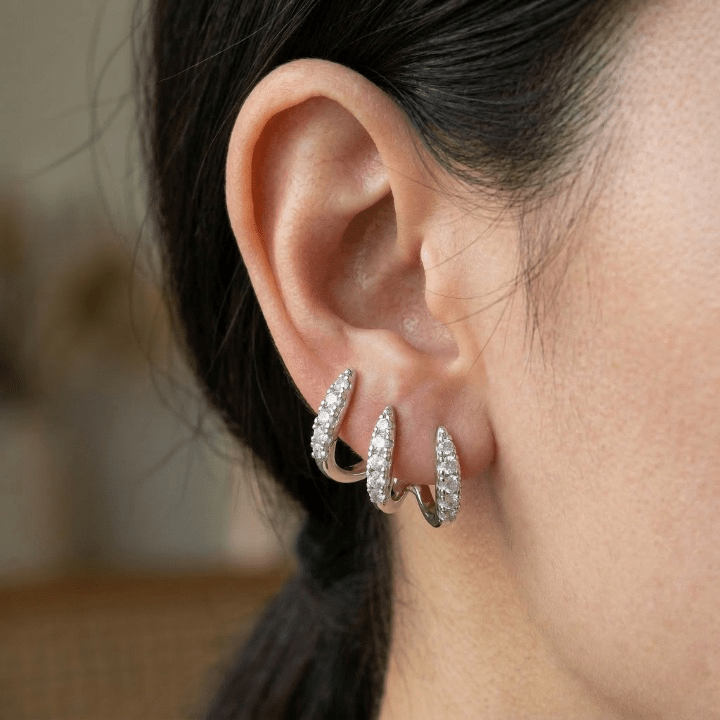 Boucles d'oreilles Strass Trois Griffes Élégantes