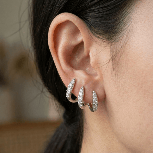 Boucles d'oreilles Strass Trois Griffes Élégantes (Stock limité)
