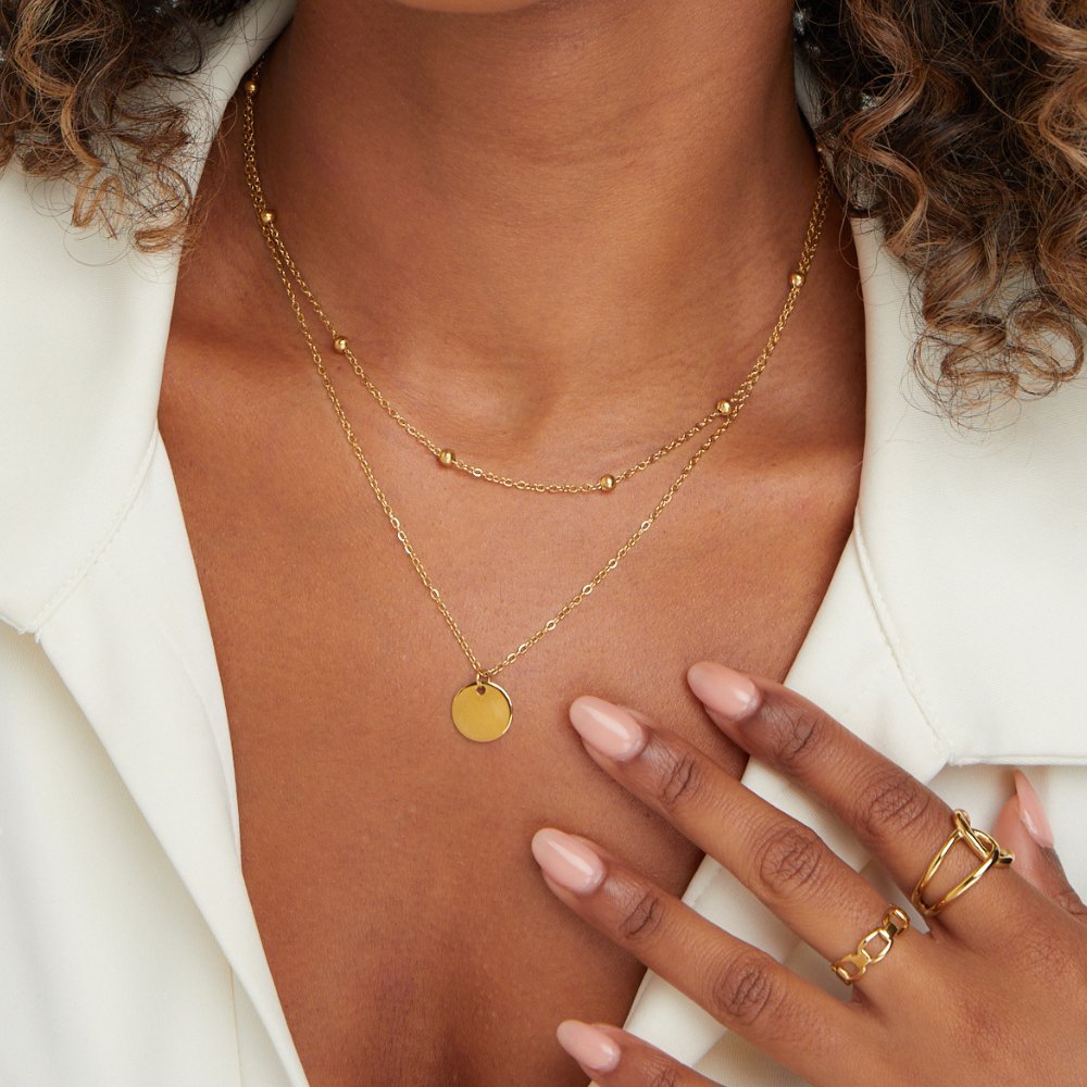 Collier plaques empilées
