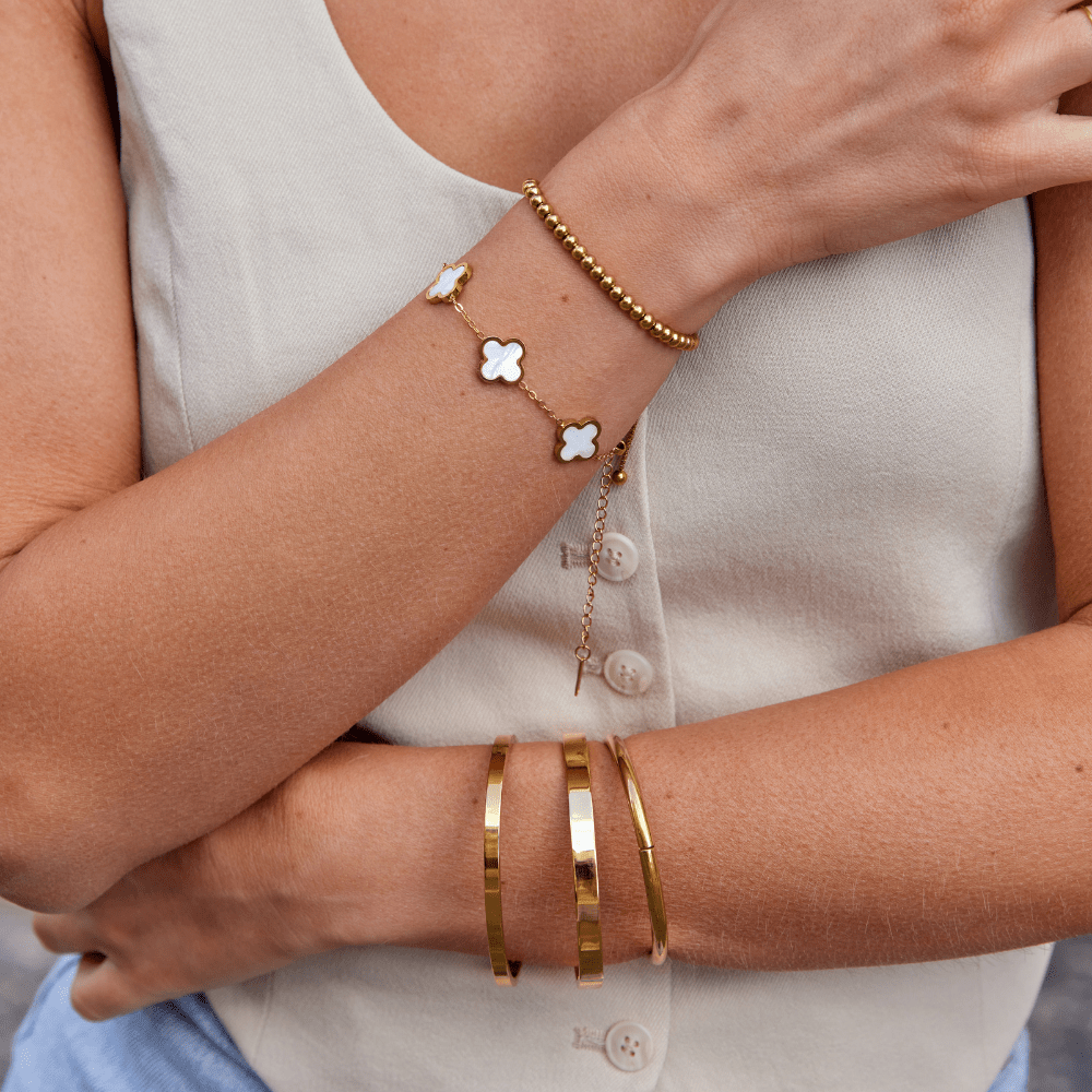Lily Bracelet jonc doré