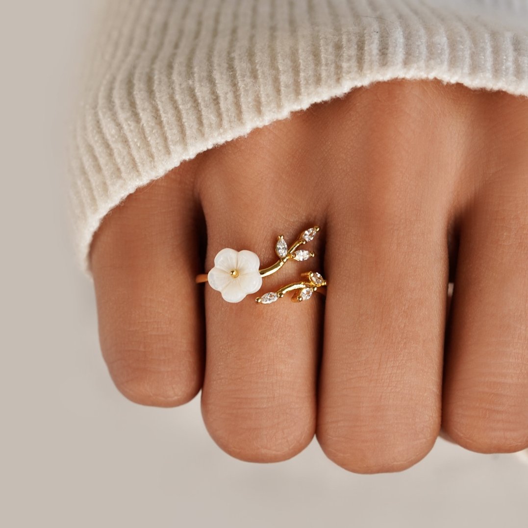 Rise - Bague fleur blanche