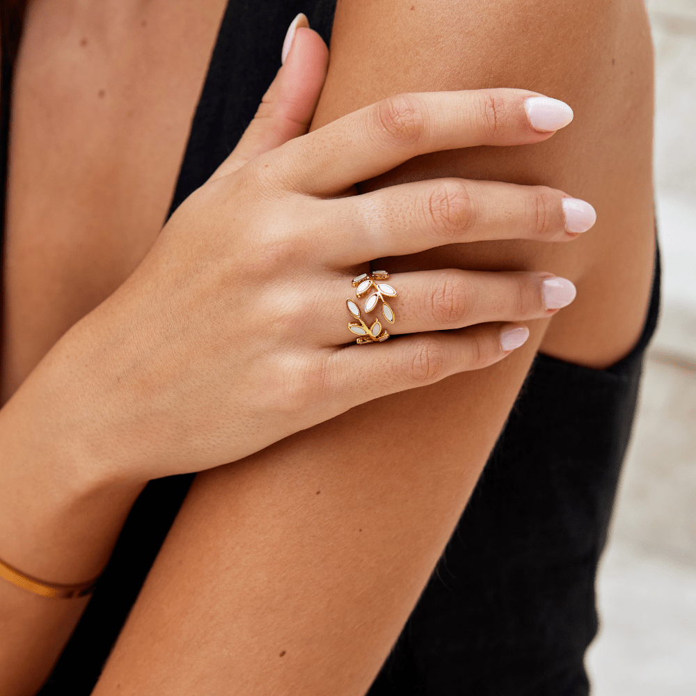 Serene - Bague feuille dorée