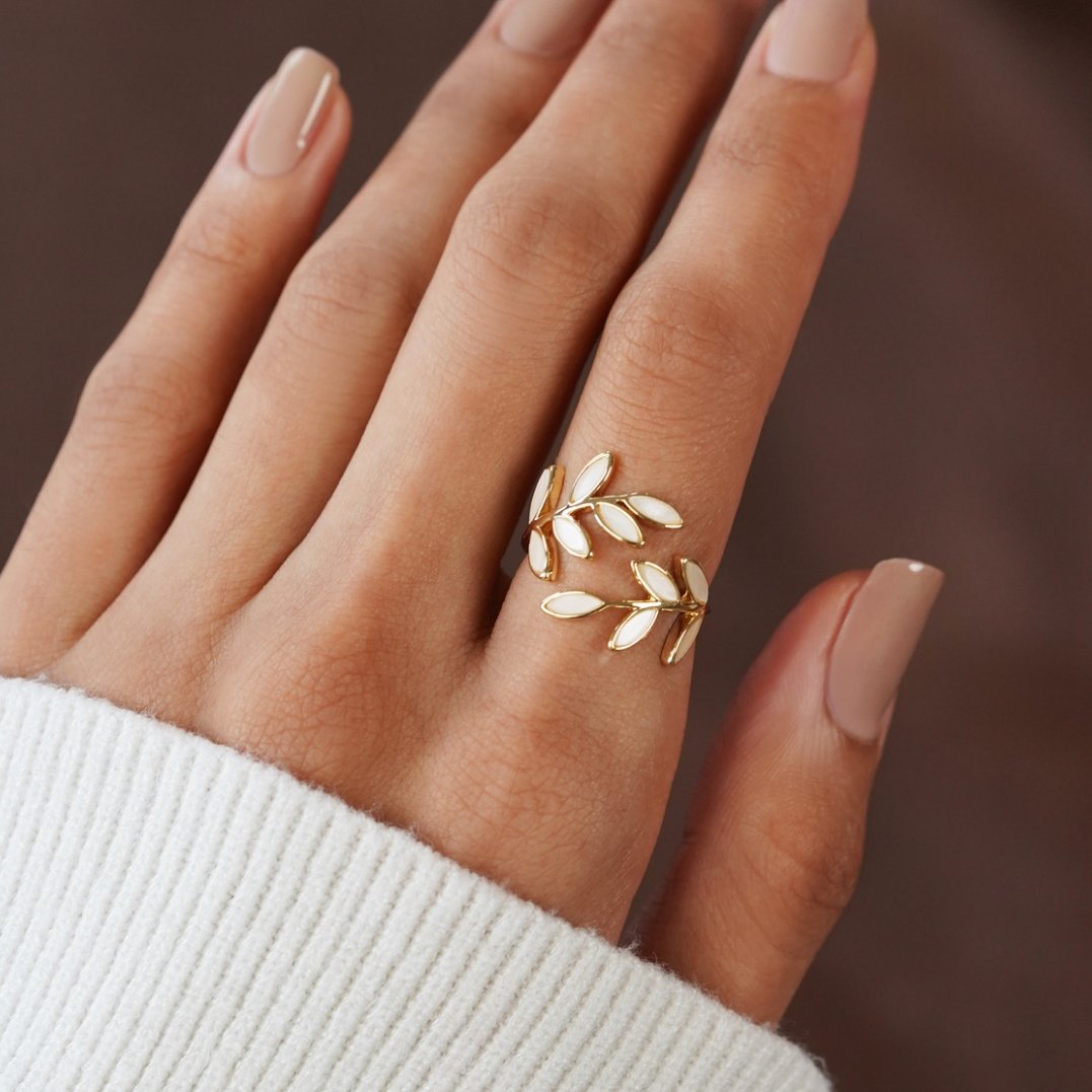 Serene - Bague feuille dorée